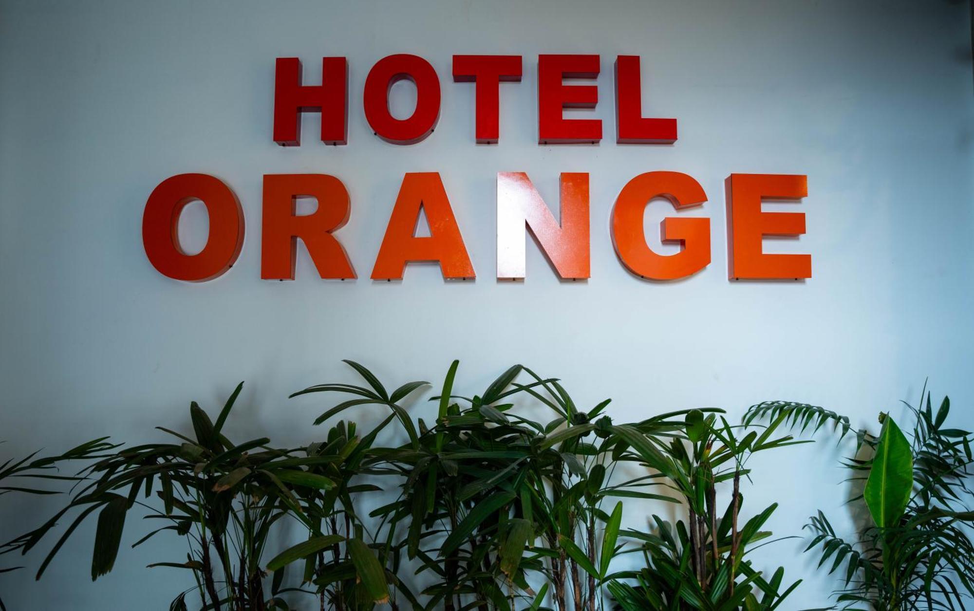 Hotel Orange บูบันเนสชวาร์ ภายนอก รูปภาพ