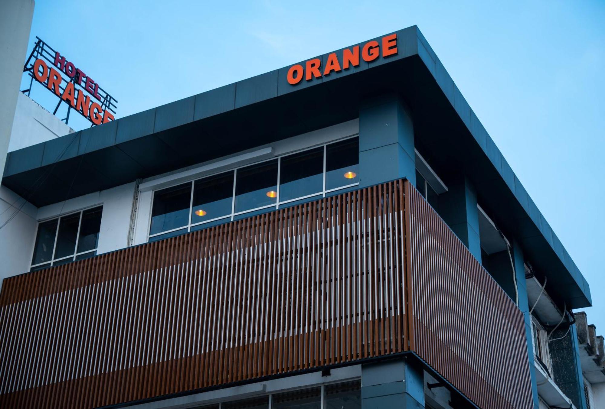 Hotel Orange บูบันเนสชวาร์ ภายนอก รูปภาพ