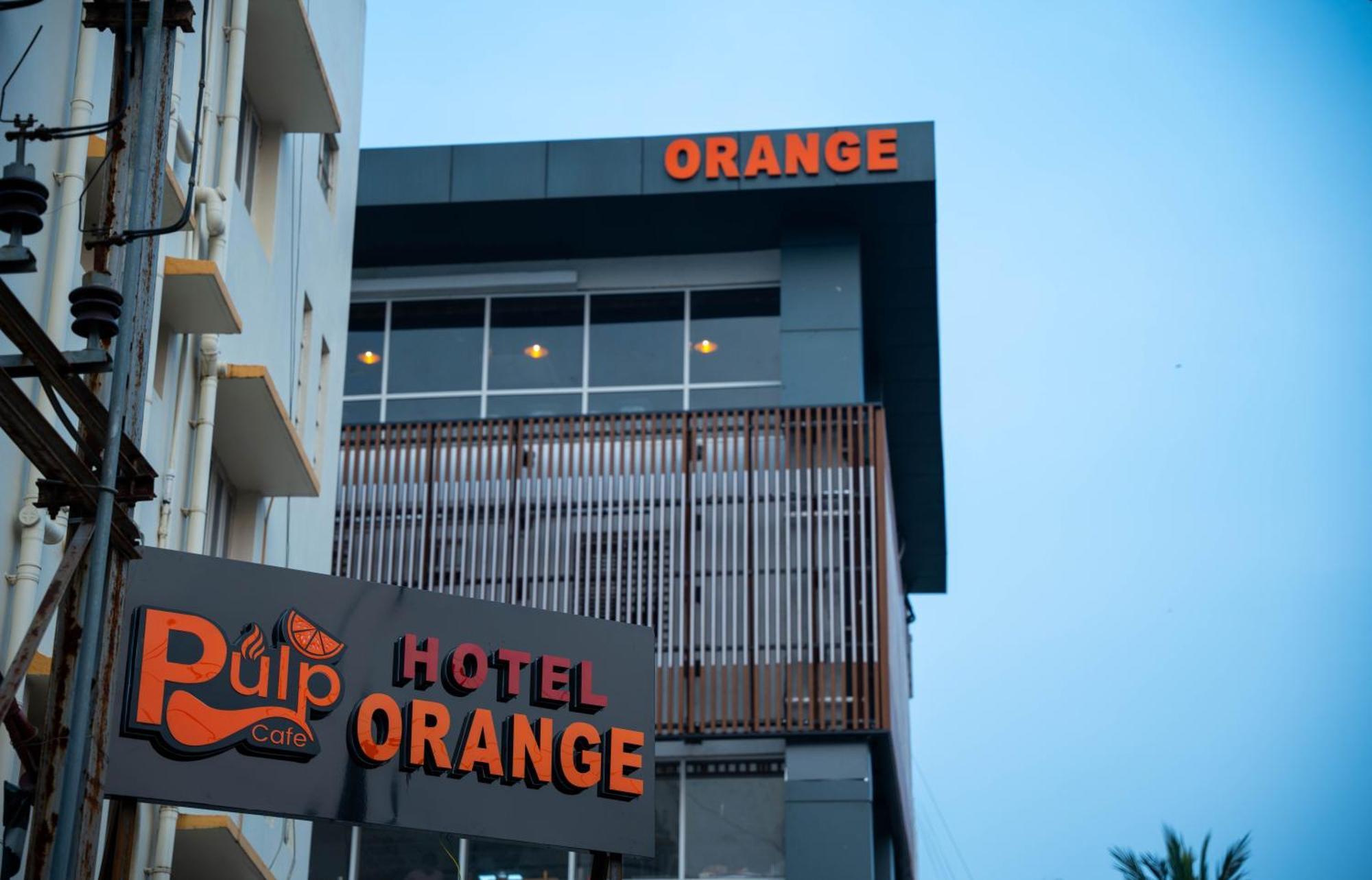Hotel Orange บูบันเนสชวาร์ ภายนอก รูปภาพ
