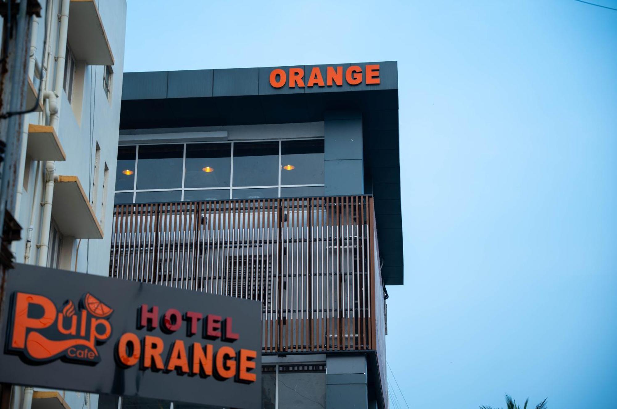 Hotel Orange บูบันเนสชวาร์ ภายนอก รูปภาพ