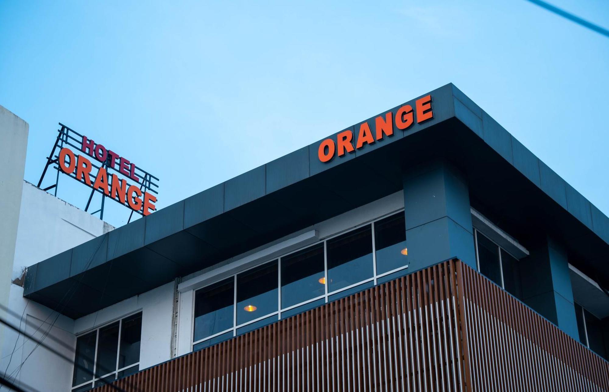 Hotel Orange บูบันเนสชวาร์ ภายนอก รูปภาพ